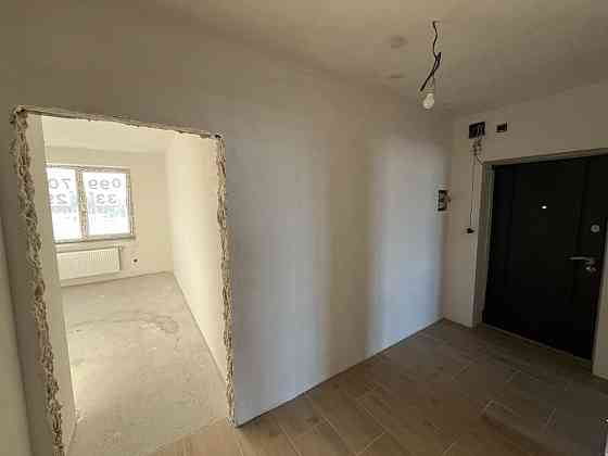 Продам 2 кім. вул. Макогона (піонерський парк) Ивано-Франковск