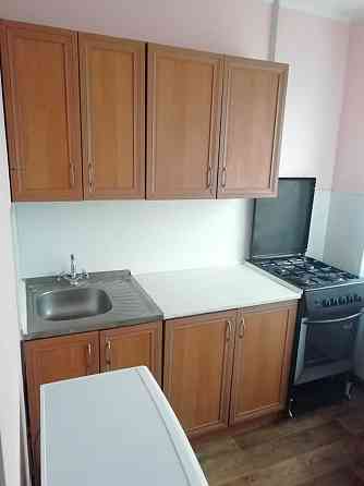 Здаю 1 кім. вул. Мілютенка 11 метро Черніговське 15  хвил . пішки Киев