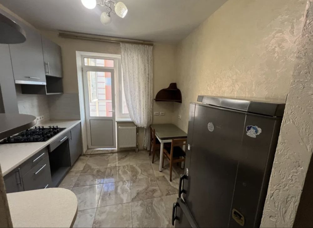 Центр міста! Квартира з ремонтом, мінімальне оформлення! Ірпінь - зображення 3