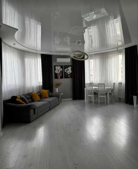 В продаже 2-х комн. с ремонтом и мебелью! ЖМ Радужный/Левитана Лиманка - зображення 3