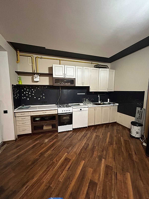 Велика квартира з двориком Ворзель - изображение 1