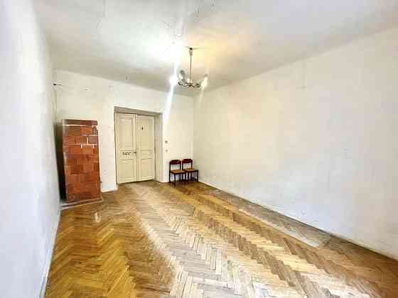 Продаж 2-х кімнатної квартири в ближньому центрі, вул. Зелена Львів