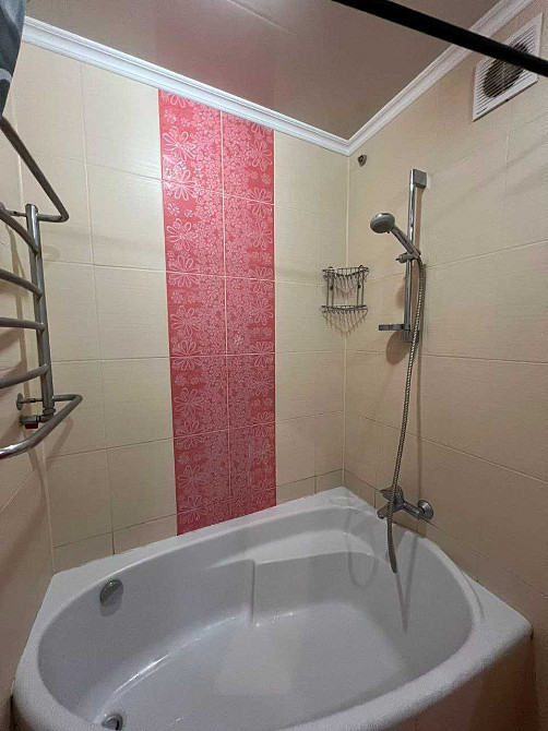 Продам затишну  3-кімнатну квартиру! Ровно - изображение 7