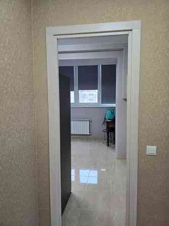 Гарна світла однушка з МІНІМАЛЬНИМ оформленням! Буча