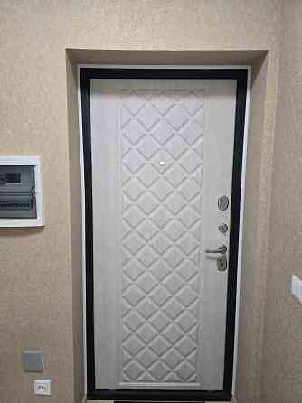 Гарна світла однушка з МІНІМАЛЬНИМ оформленням! Буча