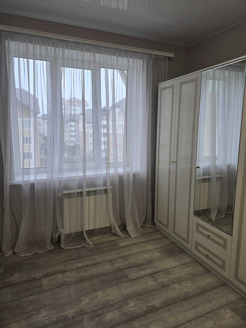 Гарна світла однушка з МІНІМАЛЬНИМ оформленням! Буча - изображение 1