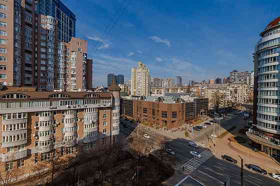 Центр 3-к.квартира 69 кв.м Найкраща ціна м.Палац Україна та Либідська Киев