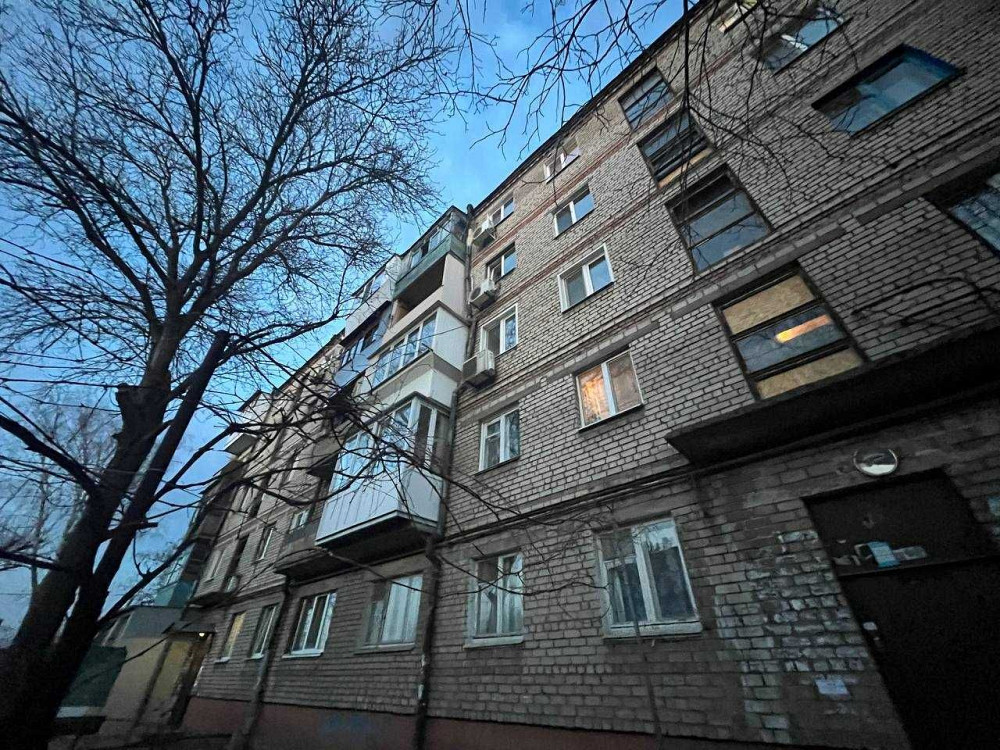 Продаж! 1/2 квартири вул. Космічна 5 000 $ Запорожье - изображение 1