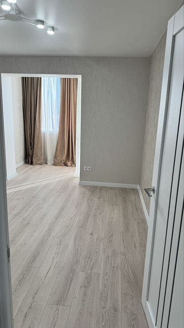 Є-оселя  1 кімнатна дизайнерська кв. з автономним опален . Власник Черкаси - зображення 4