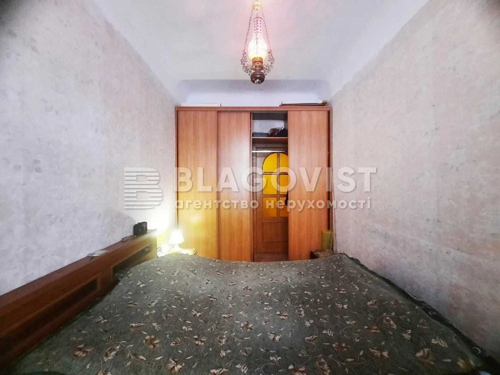 Трикімнатна сталінка  Печерськ ст.М"Кловська" Киев - изображение 6