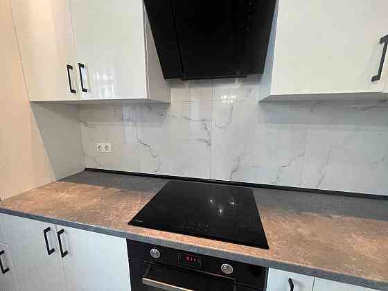 Продаж просторої євро-двокімнатної квартири Подільський район. Киев