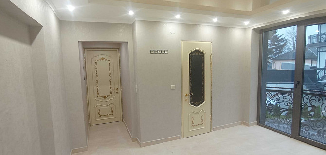 Нова двох кімнатна квартира на курорте Поляна Закарпатської області Ясна Поляна - зображення 6