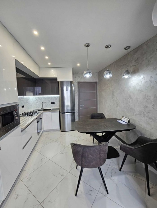 Продам Классную 2 ком.кв. ЖК Днепровская Брама Слобожанское - изображение 1