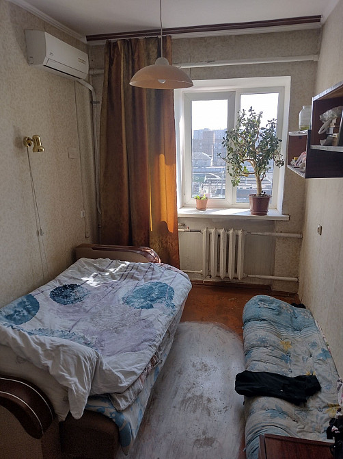 На  ЖД, від власника, 4-х кімнатна ,ізольовані, можна під хостел. Тор Черкаси - зображення 3