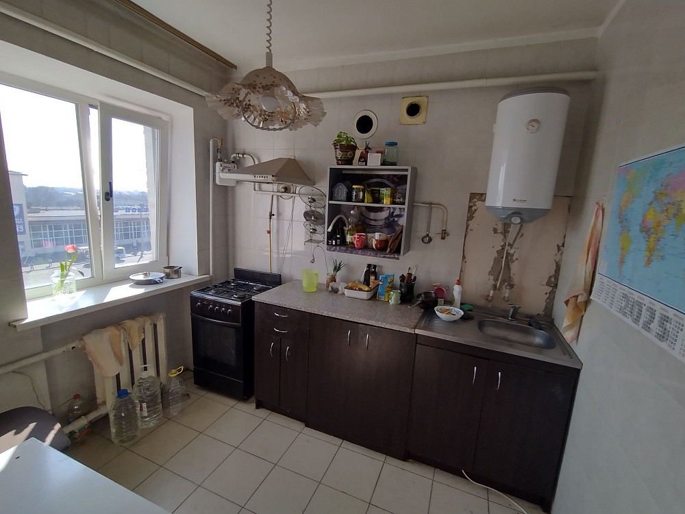 На  ЖД, від власника, 4-х кімнатна ,ізольовані, можна під хостел. Тор Черкаси - зображення 1