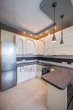 БЕЗ КОМІСІЇ! КПИ Продаж 3к квартири вул. Кирило-Мефодієвська 2 Киев