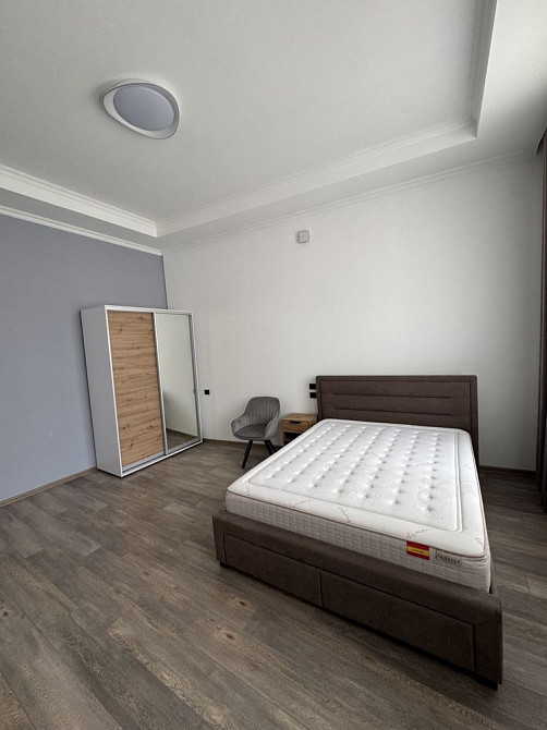 Продається простора 2-х кімнатна квартира, площа Філармонії Черновцы - изображение 4