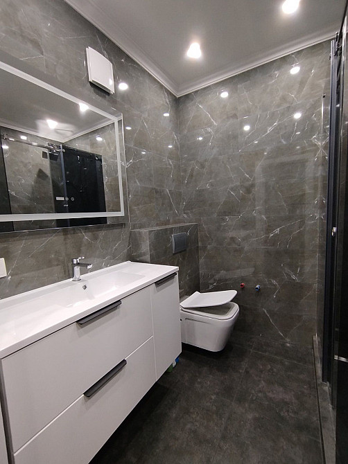 Продам однокімнатну квартиру по вулиці Руська Черновцы - изображение 1