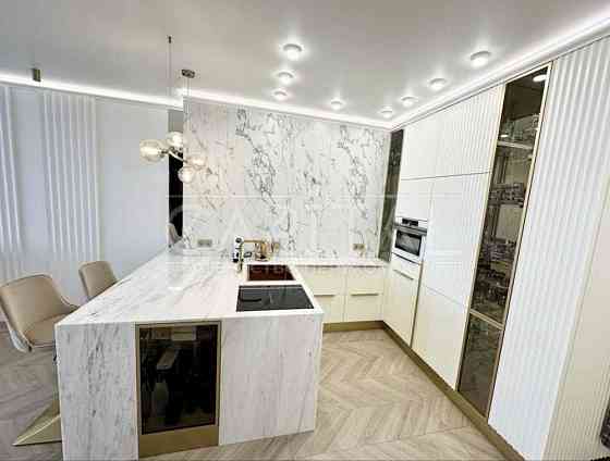 Продаж від власника Бойчука 41 Б, Новопечерська Вежа писати  в ОЛХ Киев