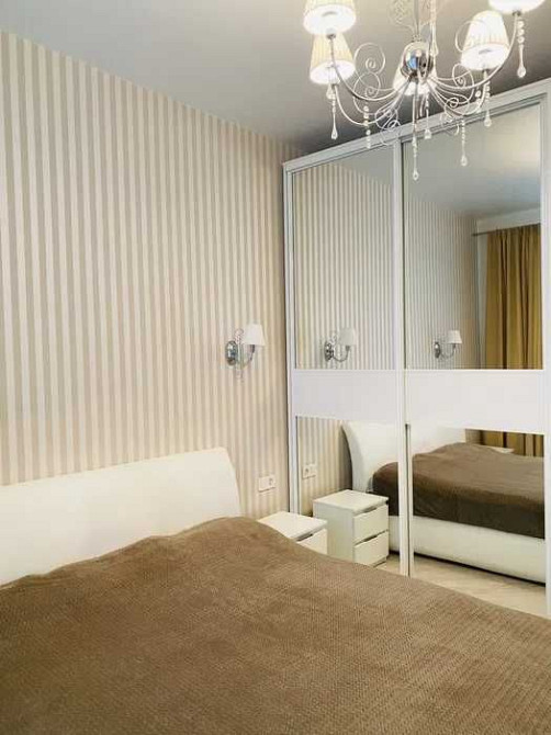 Продаж 2к квартири (67м2), ЖК Смарагдовий, Династія, вул. Липківського Киев - изображение 8