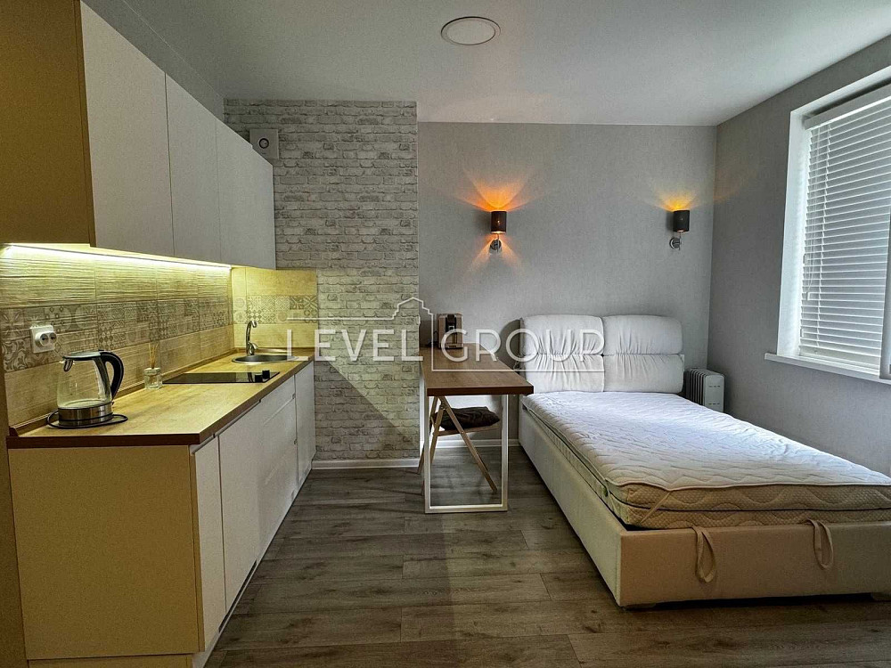 Продаж 1 кім-на квартира 24,4м2 Солом'янський район 49000$ з ремонтом Киев - изображение 2