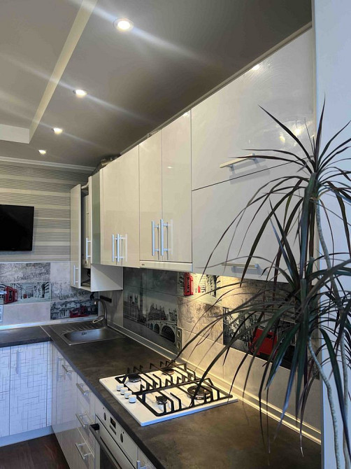 Двокімнатна з ремонтом біля Центрального парку! Газ! Програми так! Ірпінь - зображення 7