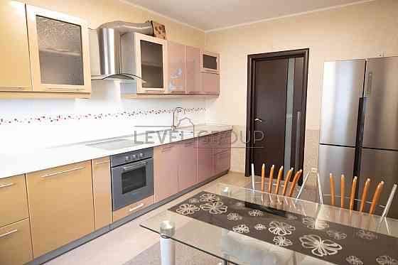 Продаж 2к квартири по Проспекту Правди. Виноградар. Без комісії Киев