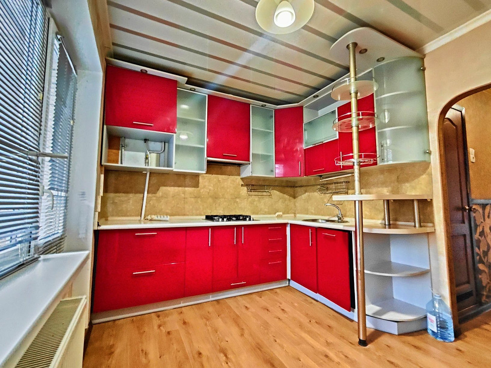 Продається двокімнатна квартира район автопарку Васильківське - изображение 1