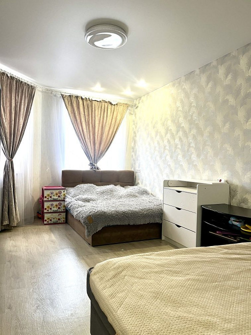 Простора квартира з ремонтом та меблями. ВИГІДНА ПРОПОЗИЦІЯ!! Буча - зображення 4