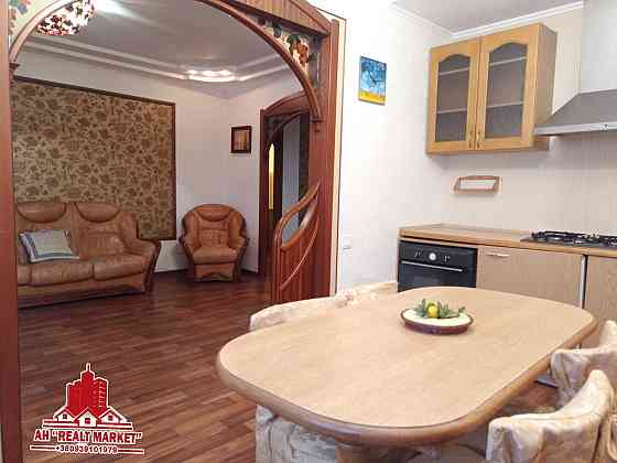 Продам 3к квартиру. 70кв.м. Евроремонт. Авторский дизайн. Дніпро