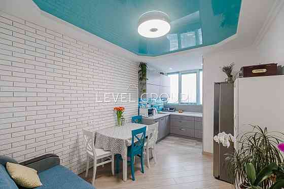 Продаж 2к квартири (61,4 м2) з ремонтом в ЖК Вишиванка, Паркове місто Киев