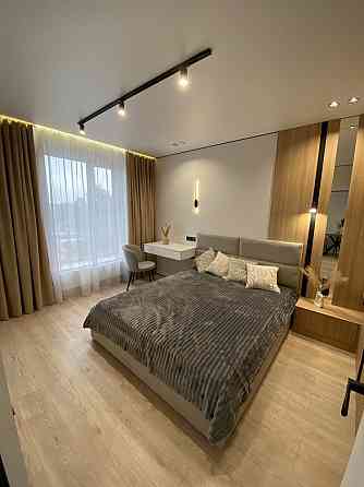 Однокімнатна квартира з дизайнерським ремонтом біля Центрального парку Ірпінь