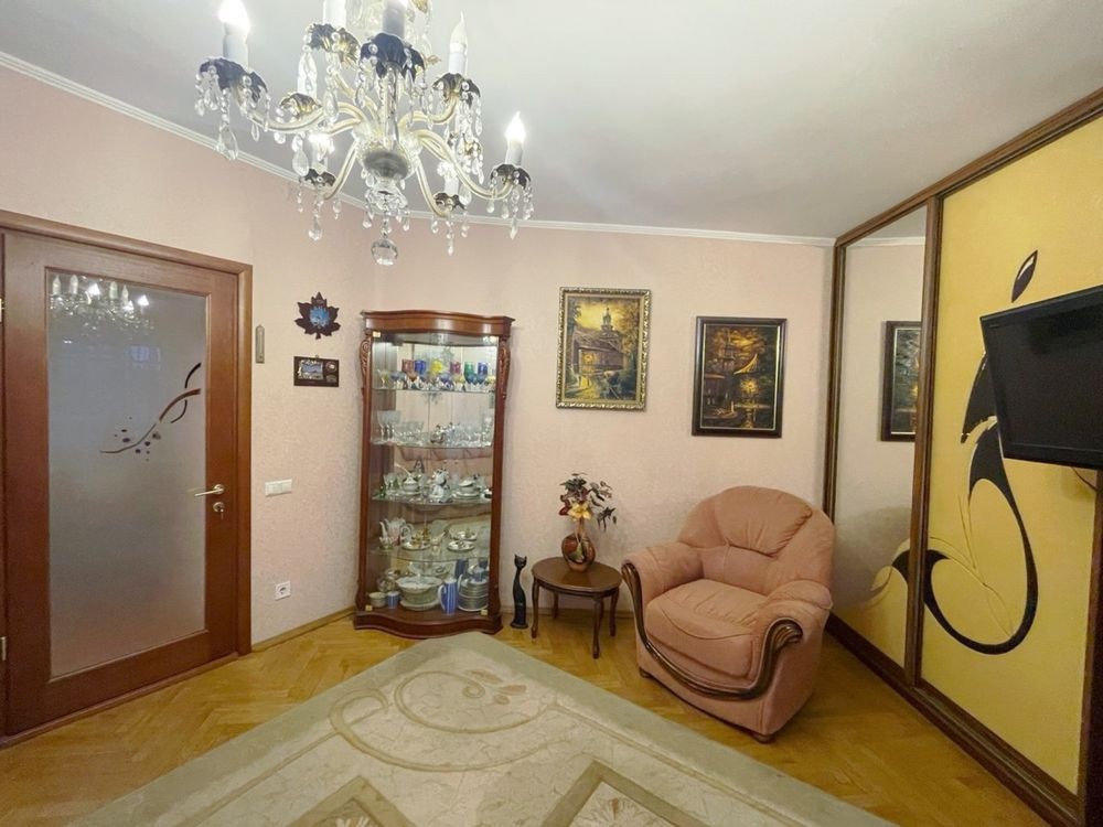 Поділ Поштова Площа вул. Ігорівська 16 продаж квартири 2 кім 56м Киев - изображение 5