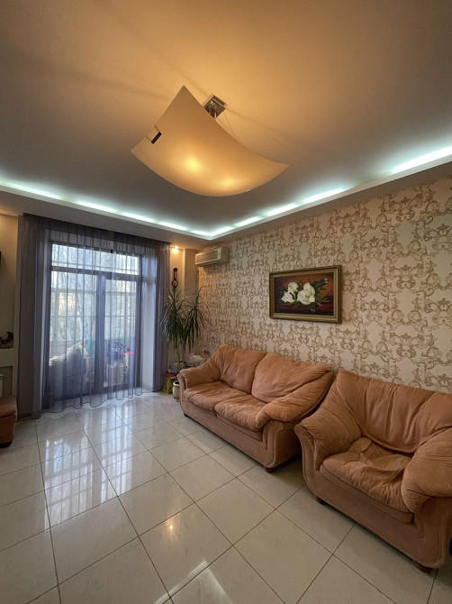 СОБСТВЕННИК, без %, Продам 3х комнатную квартиру в центре Запорожье - изображение 1