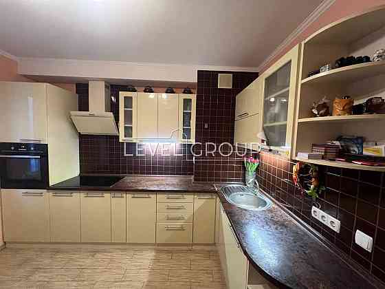 Найкраща пропозиція, 2к, 75м, хороший жилий стан, Здолбунівська 13 Киев