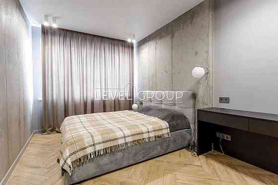 Продаж 3 кім-на квартира 86м2 Шевченківський район 172000 $ Киев