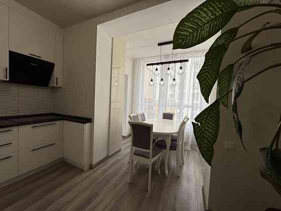 Велика затишна 3к квартира Львівський Маєток Софиевская Борщаговка