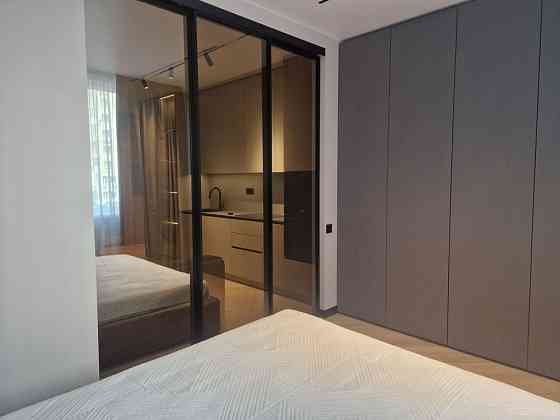 Продам кв-ру з дизайн.ремонтом 46 м. ЖК Delmar Новопечерські Липки Киев