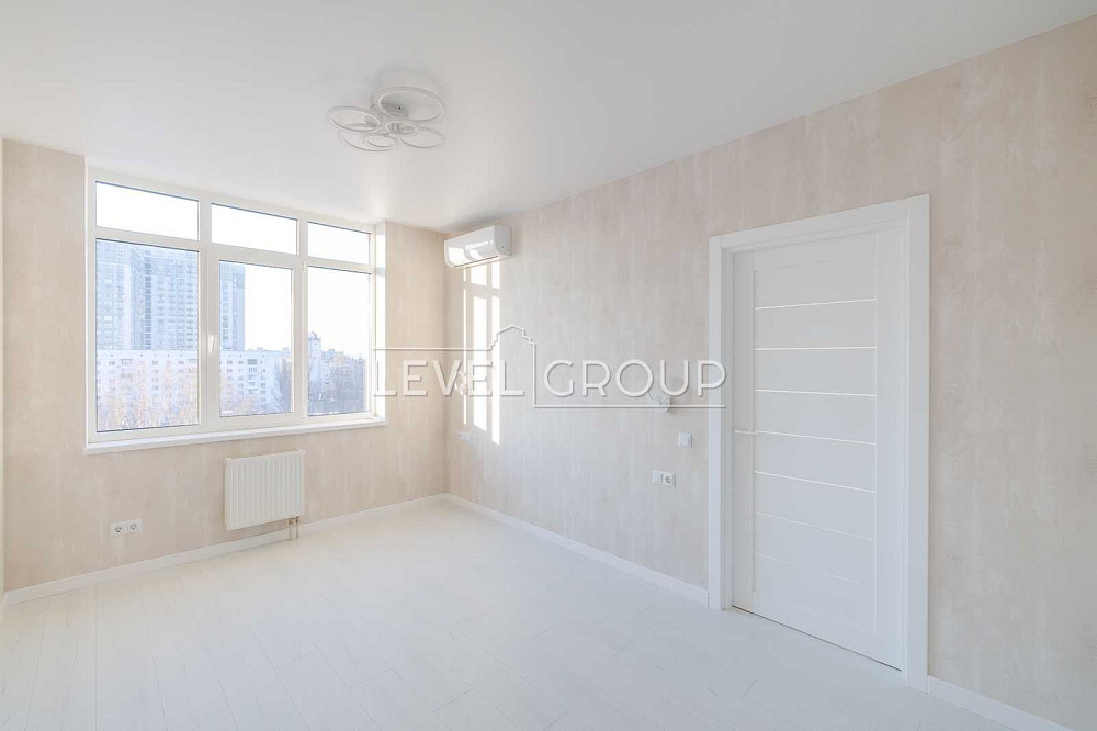 Продаж 1 кім-на квартира 42м2 Дарницький район 87000$ Киев - изображение 2