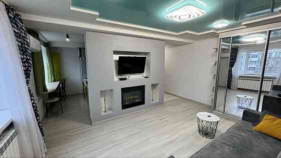 1к Лесі Українки 9 студія + спальня метро Кловська Печерська Палац Киев