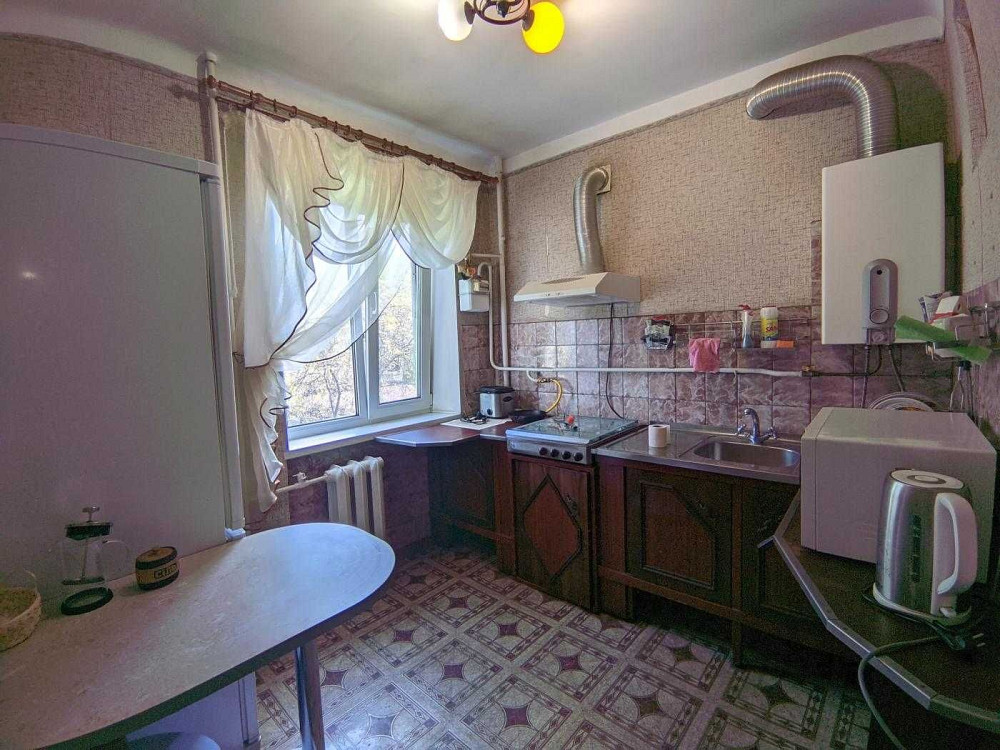 1-кім. з Меблями Та Технікою в Центрі (в р-ні БШ) Запоріжжя - зображення 1