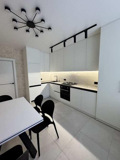 Здам без комісі 1кім квартиру в ЖК Сімейний Люкс ( митниця) Черкаси - зображення 7