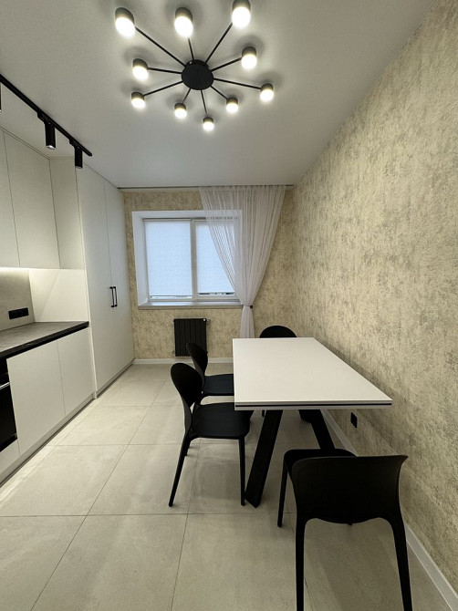 Здам без комісі 1кім квартиру в ЖК Сімейний Люкс ( митниця) Черкаси - зображення 1