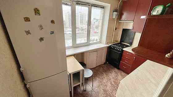 Фото реальні 3к суміжно-розд. ринок Юність 5хв. м Чернігівська, Лісова Київ