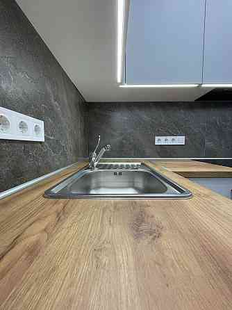 ПРОСТОРА 1-К квартира (40м2) ЖК Варшавський вул. О.Олеся Киев