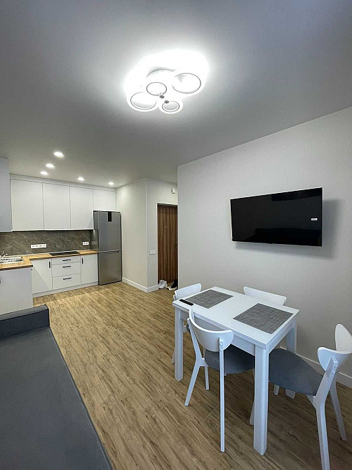 ПРОСТОРА 1-К квартира (40м2) ЖК Варшавський вул. О.Олеся Киев - изображение 2