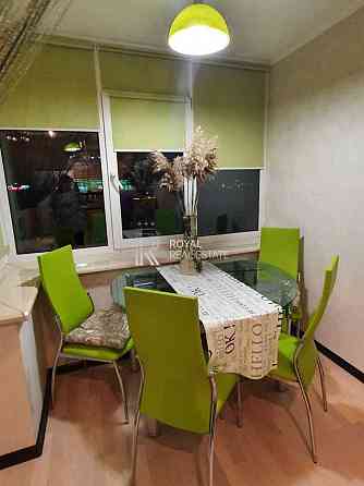 Аренда Квартири довгостроково 3к 120м2 8/22 поверх Иорданская  Оболонь Киев