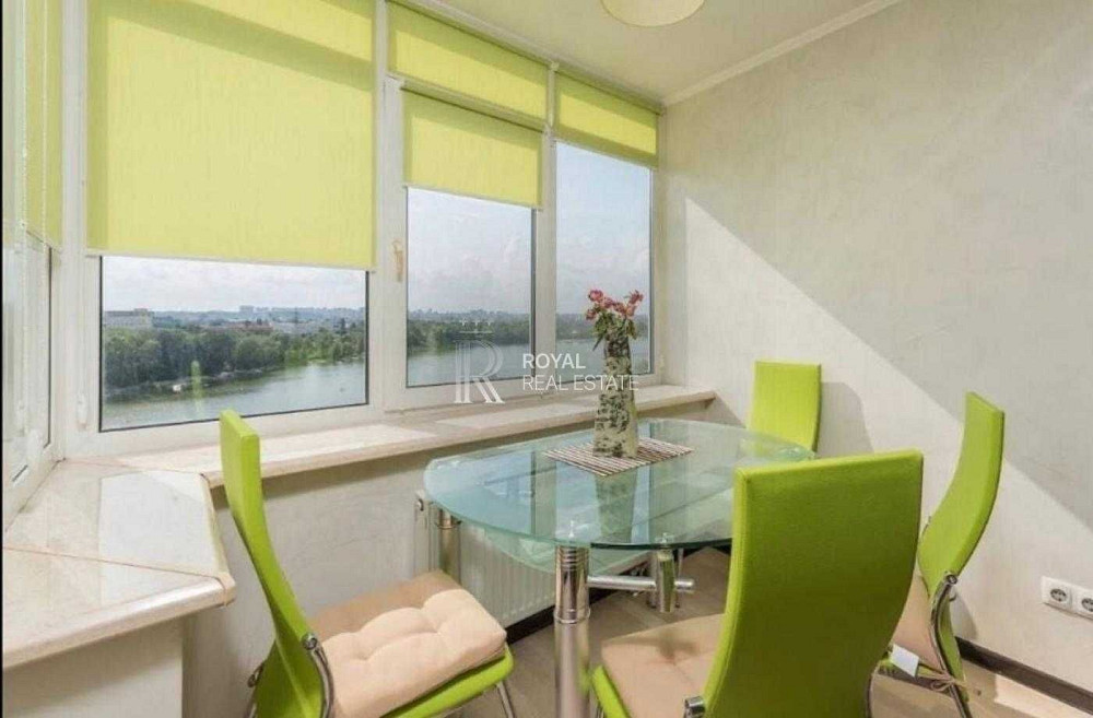 Аренда Квартири довгостроково 3к 120м2 8/22 поверх Иорданская  Оболонь Киев - изображение 1