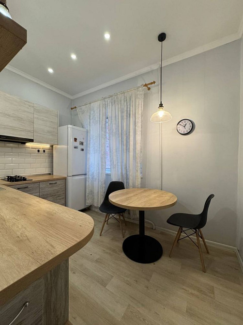 Старокозацкая бывшая комсомольская центр рядом парк и кирова поля Днепр - изображение 2