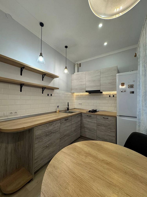 Старокозацкая бывшая комсомольская центр рядом парк и кирова поля Днепр - изображение 3